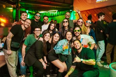 BDT + QUE TEMPO BOM - HITS 80, 90, 2000 — foto 18