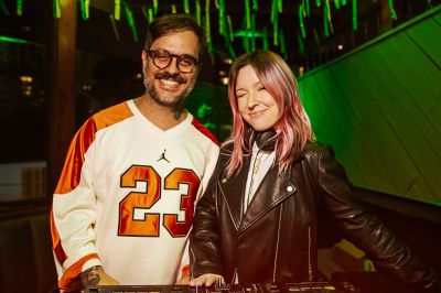 BDT + QUE TEMPO BOM - HITS 80, 90, 2000 — foto 38